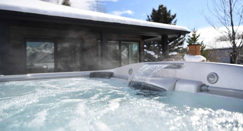 using hot tub in winter
