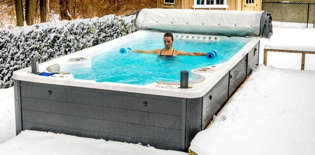 using hot tub in winter